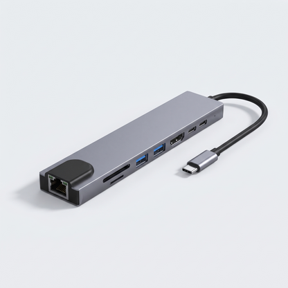 Hub USB-C 8 en 1 en aluminium avec ses ports Ethernet, SD, USB-A, HDMI et USB-C